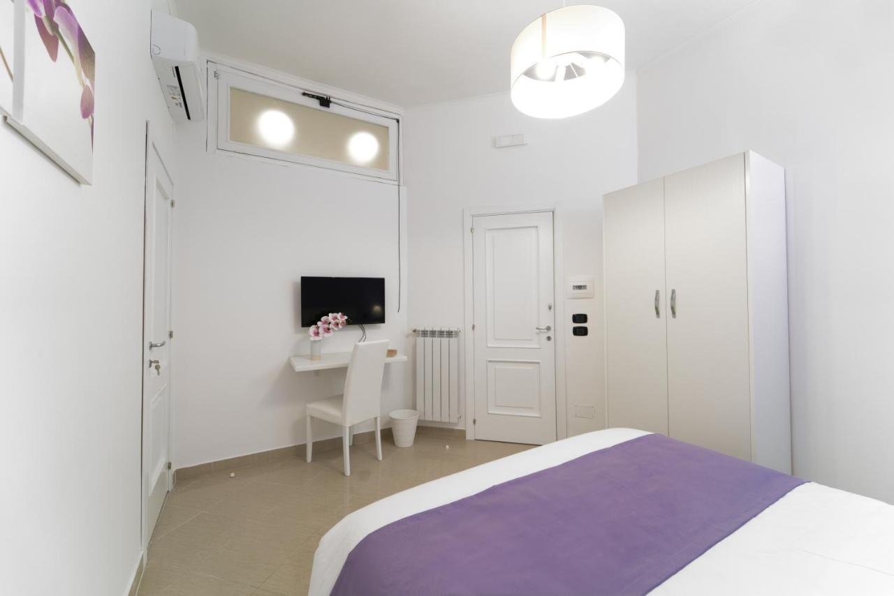 Suite & Luxury Rooms Palazzo Diomede Carafa Νάπολη Εξωτερικό φωτογραφία