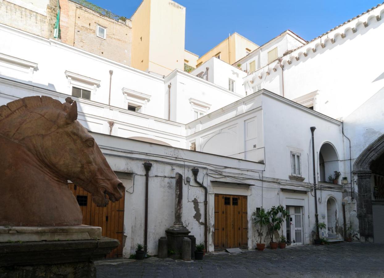 Suite & Luxury Rooms Palazzo Diomede Carafa Νάπολη Εξωτερικό φωτογραφία