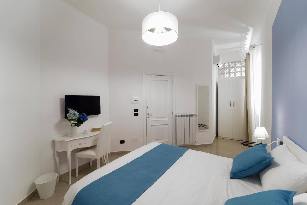 Suite & Luxury Rooms Palazzo Diomede Carafa Νάπολη Εξωτερικό φωτογραφία