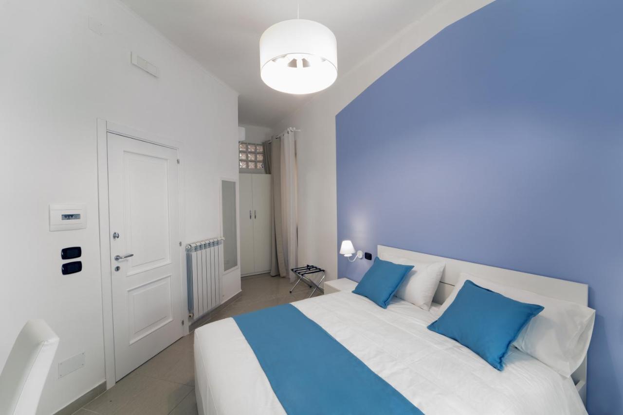 Suite & Luxury Rooms Palazzo Diomede Carafa Νάπολη Εξωτερικό φωτογραφία