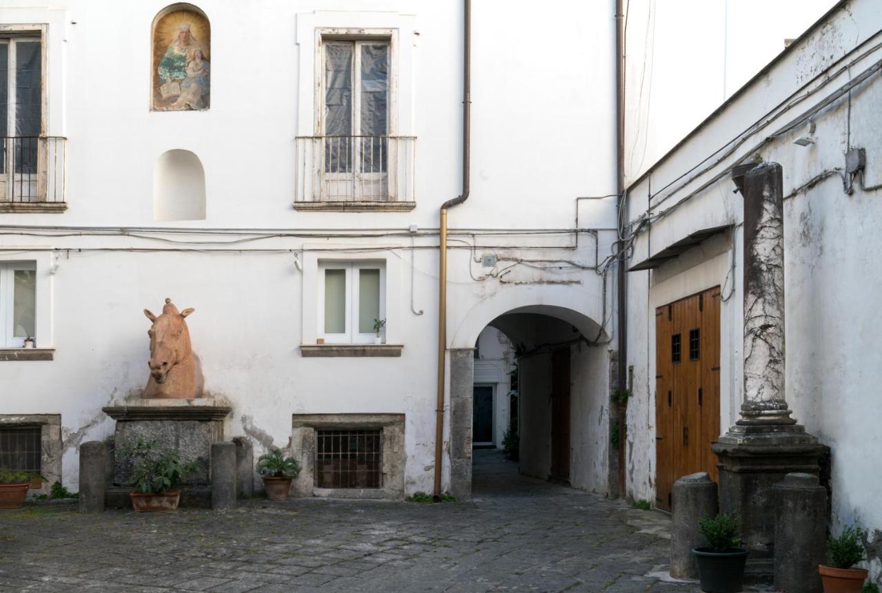 Suite & Luxury Rooms Palazzo Diomede Carafa Νάπολη Εξωτερικό φωτογραφία