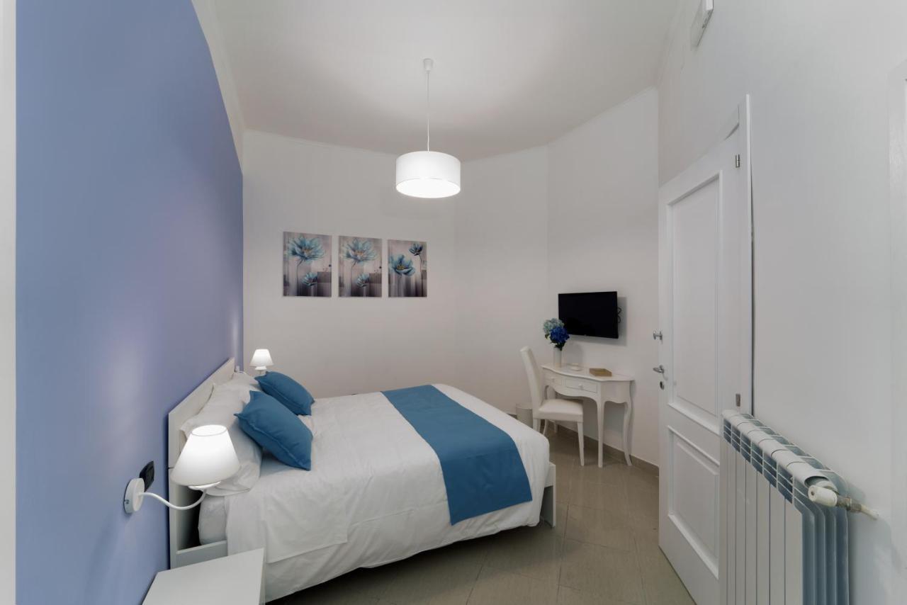 Suite & Luxury Rooms Palazzo Diomede Carafa Νάπολη Εξωτερικό φωτογραφία